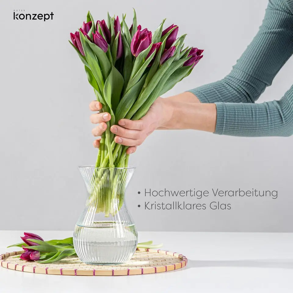 KONZEPT Glasvase, 18 cm hoch, Ø11 cm, stilvolle Tischvase für Blumen und Deko